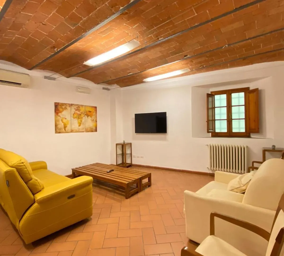 Bed & Breakfast Casale Dei Cento Acri Bed and Breakfast Florence