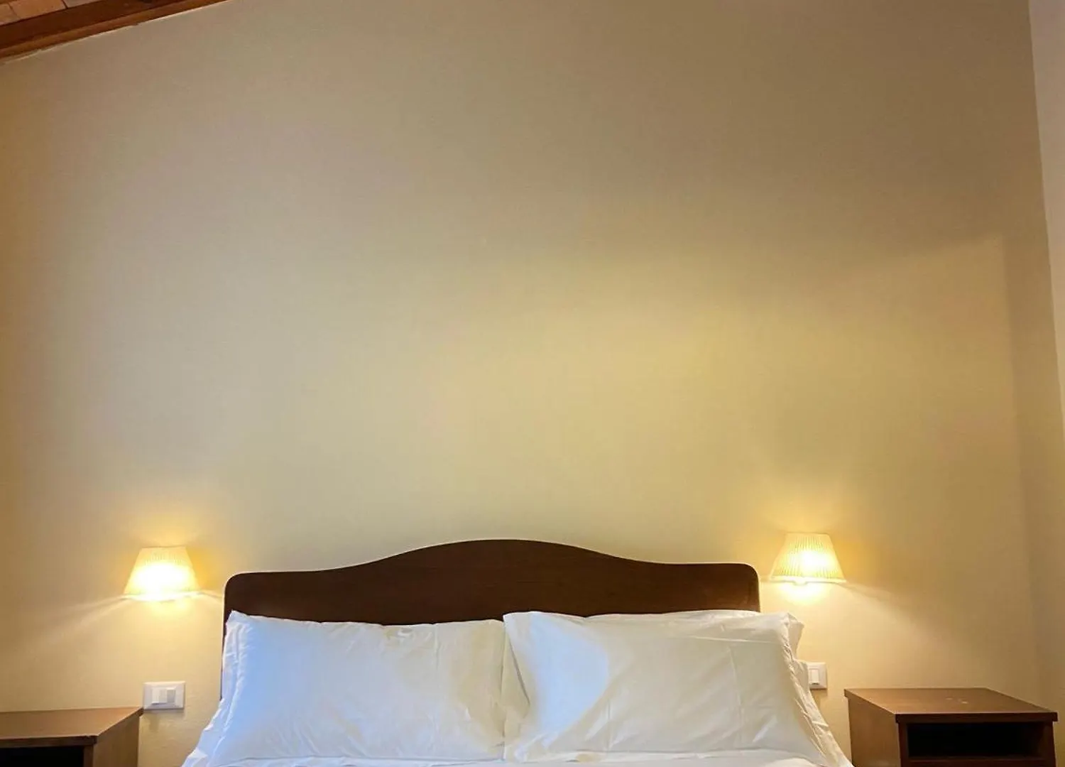 Casale Dei Cento Acri Bed and Breakfast Florence 2*,