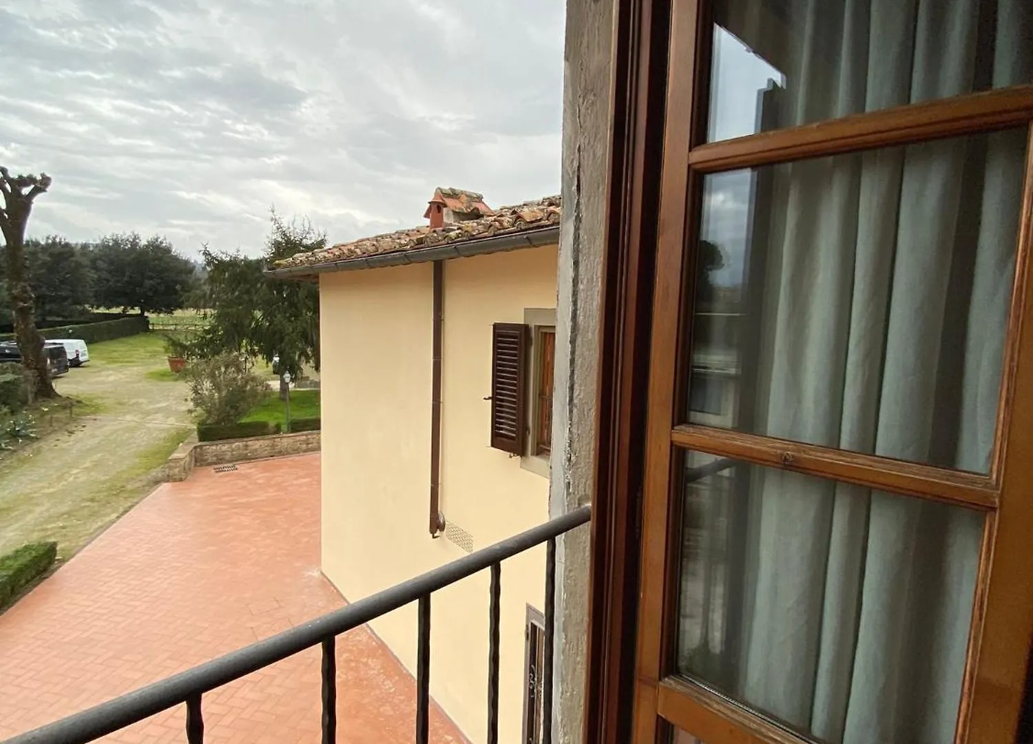 Casale Dei Cento Acri Bed and Breakfast Florence 2*,